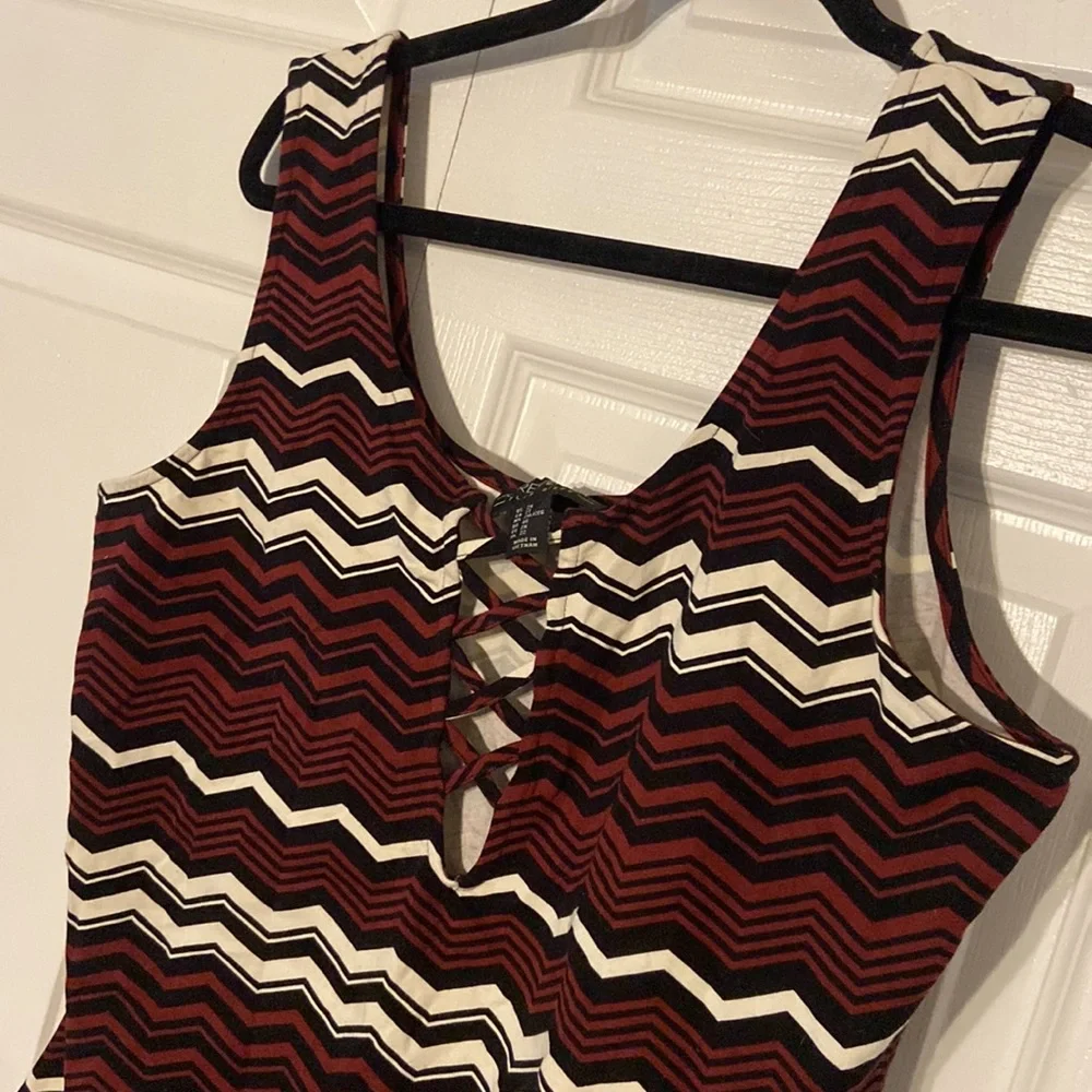 NWOT printed bodysuit - Picture 2 of 4